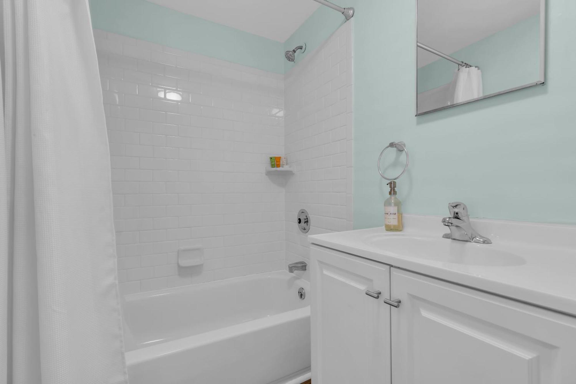 6-Min Walk To Asbury Park & Og Main St - Updated & Cozy Apartment In Historic Ocean Grove - Fire Pit & Patio - Fast Wi-Fi 外观 照片