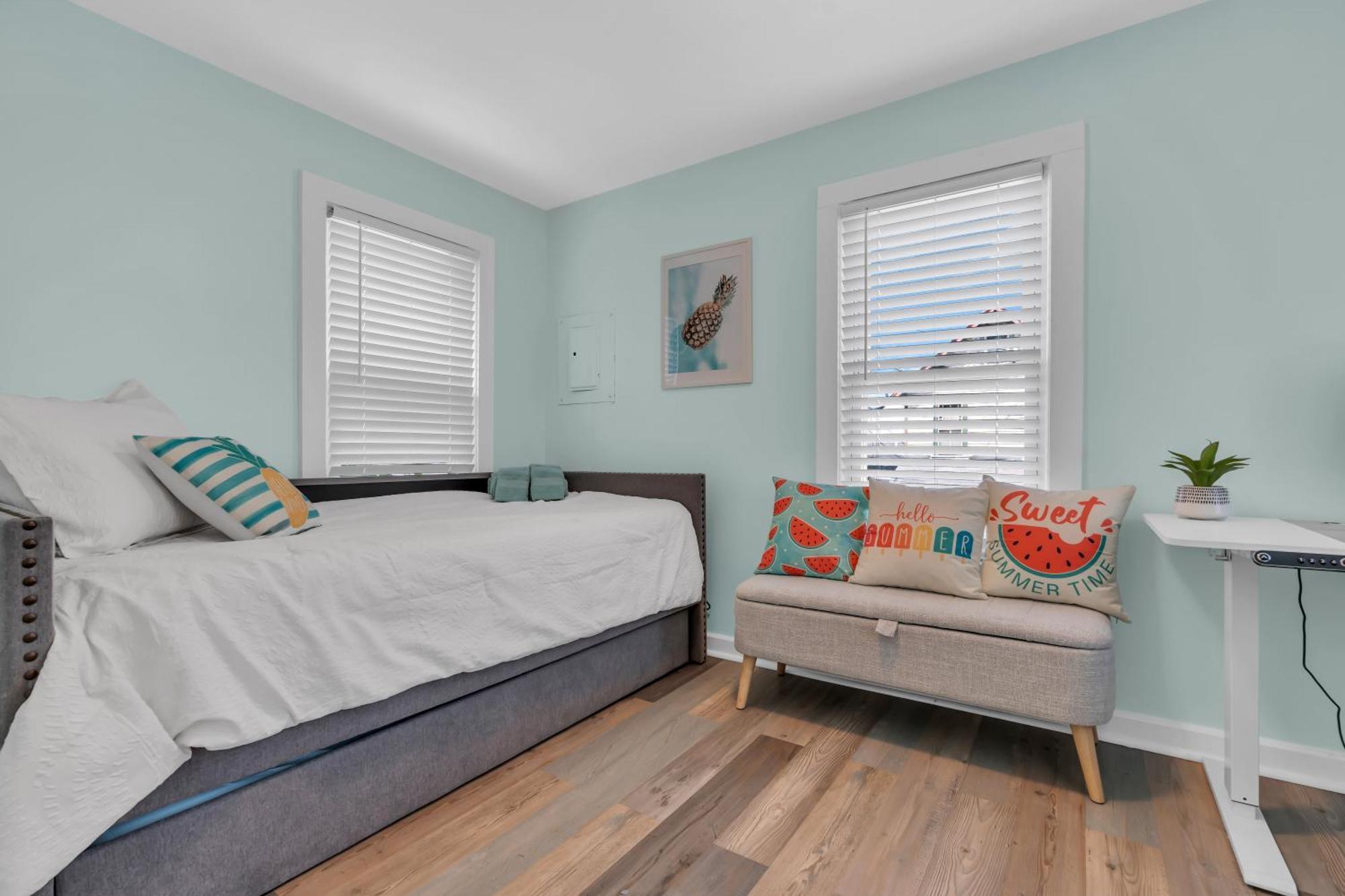 6-Min Walk To Asbury Park & Og Main St - Updated & Cozy Apartment In Historic Ocean Grove - Fire Pit & Patio - Fast Wi-Fi 外观 照片
